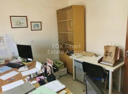 Γραφείο προς ενοικίαση