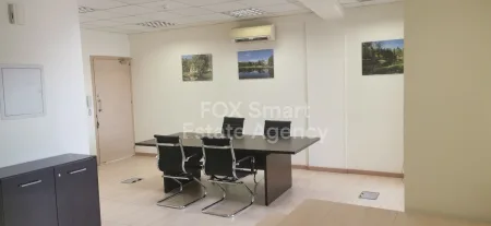 Γραφείο προς ενοικίαση