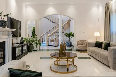 Bungalow for sale