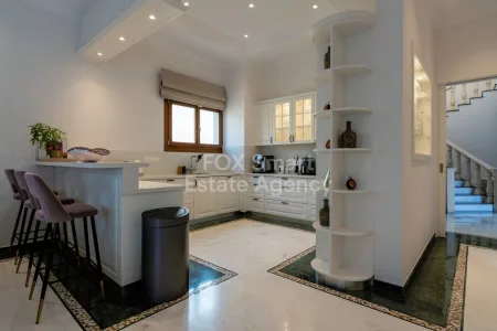 Bungalow for sale