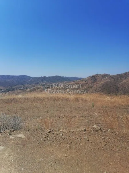 קרקע למגורים למכירה