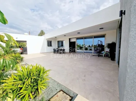 Bungalow for sale