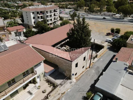 בניין למכירה