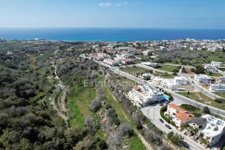 קרקע למגורים למכירה