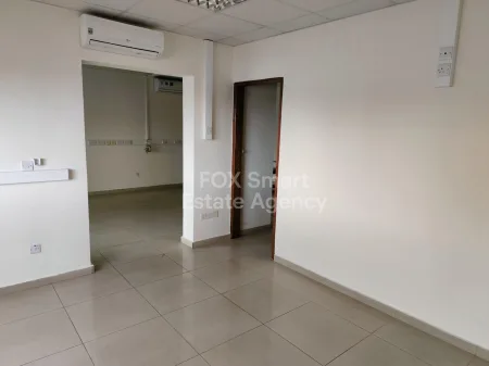 Γραφείο προς ενοικίαση