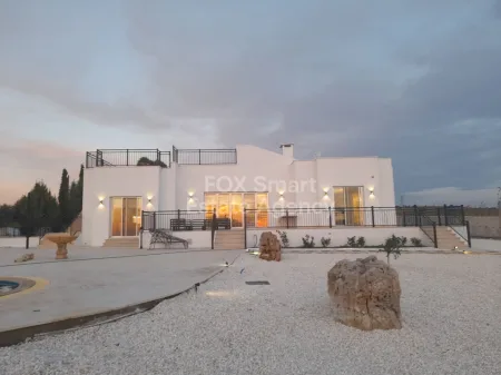Μπανγκαλόου προς πώληση