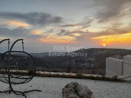 Μπανγκαλόου προς πώληση