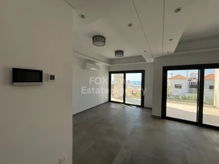 Μπανγκαλόου προς πώληση