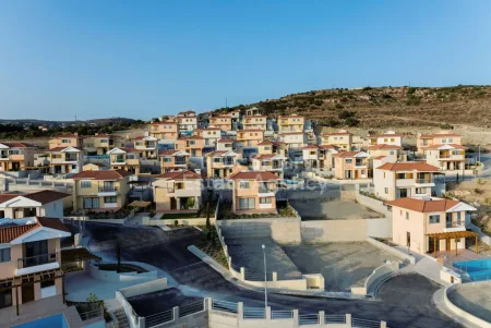 Бунгало на продажу