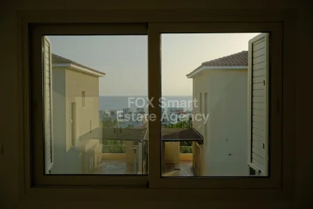 Bungalow for sale