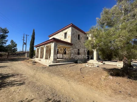 בונגלו למכירה