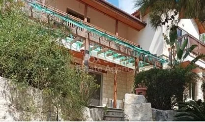 Bungalow for sale