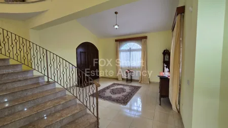 Bungalow for sale
