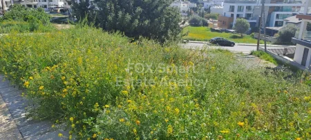 קרקע למגורים למכירה
