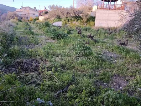 Жилой участок на продажу