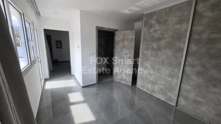 Μπανγκαλόου προς ενοικίαση