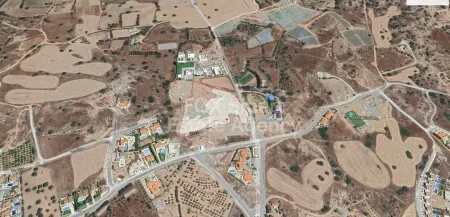 קרקע למגורים למכירה