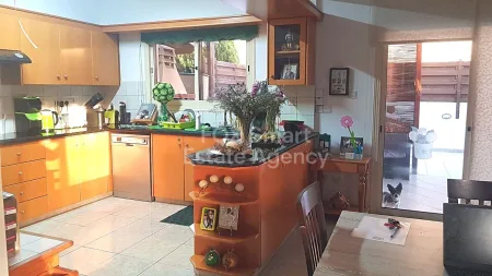 בונגלו למכירה