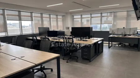 Γραφείο προς ενοικίαση