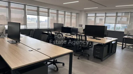 Γραφείο προς ενοικίαση