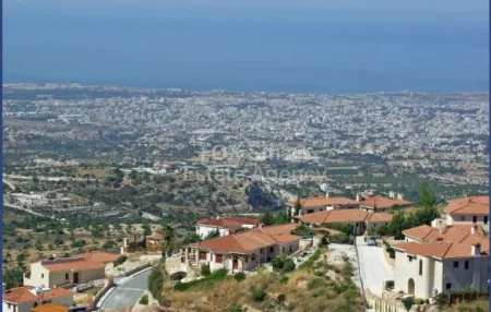 בונגלו למכירה