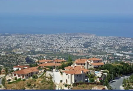 בונגלו למכירה