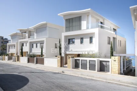 Bungalow for sale