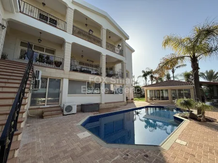 Bungalow for sale