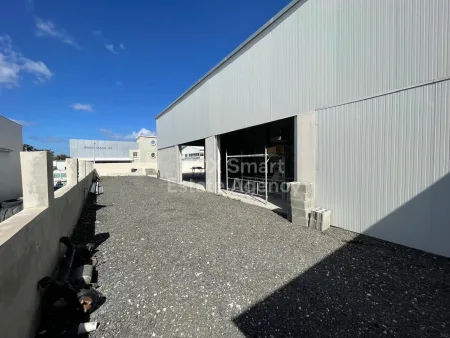 Βιομηχανικό προς ενοικίαση