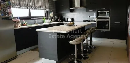 Bungalow for sale