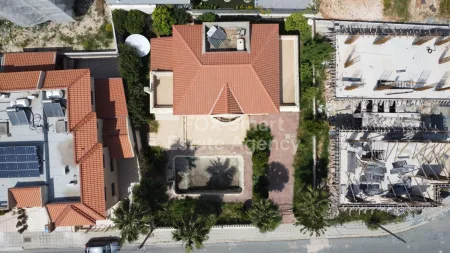 בונגלו למכירה