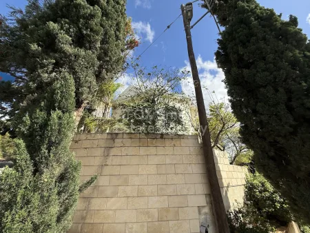 Detached House for rent