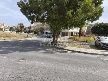 קרקע למגורים למכירה
