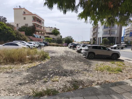קרקע למגורים למכירה