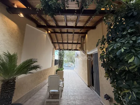 Detached House for rent