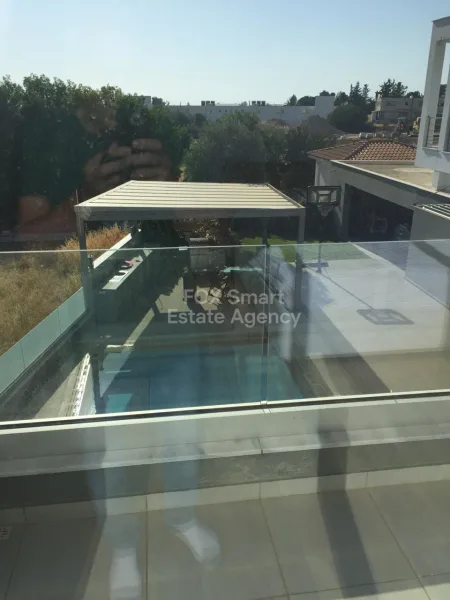 Βίλα προς ενοικίαση