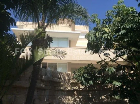 בונגלו למכירה