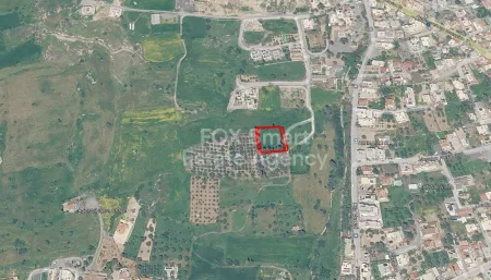 קרקע למגורים למכירה