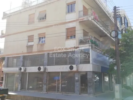 Edificio in vendita