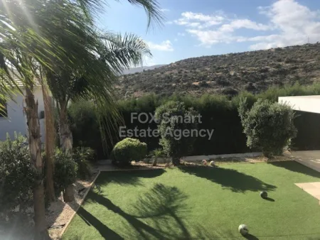 Bungalow for sale
