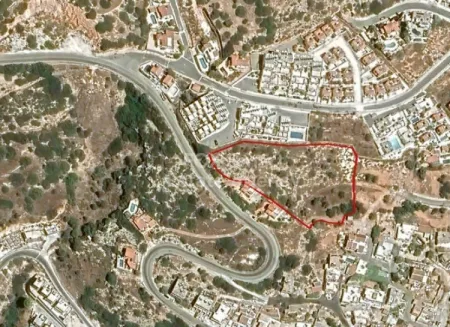 קרקע למגורים למכירה