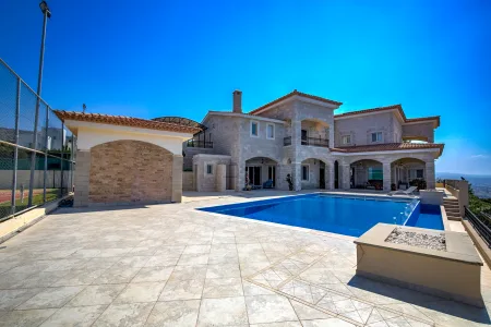 Villa for sale