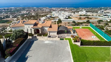 Villa for sale