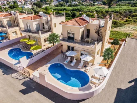Villa for sale