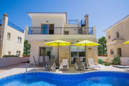 Villa for sale