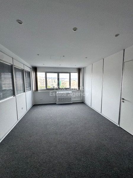 Thumbnail 5 Commercial Property For Rent Cyprus