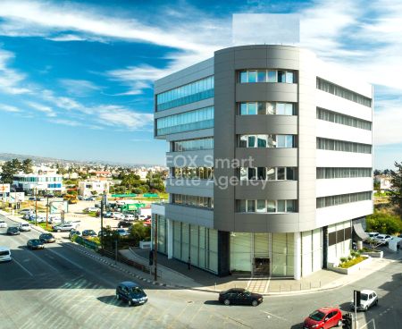 Thumbnail 1 קפריסין להשכרה נכס מסחרי