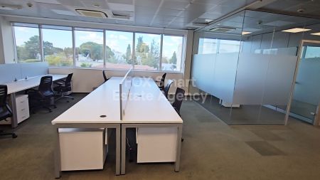 Γραφείο προς ενοικίαση