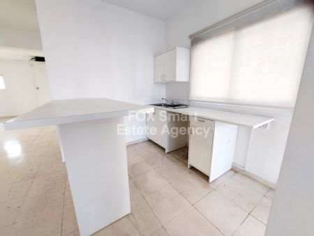 Γραφείο προς ενοικίαση