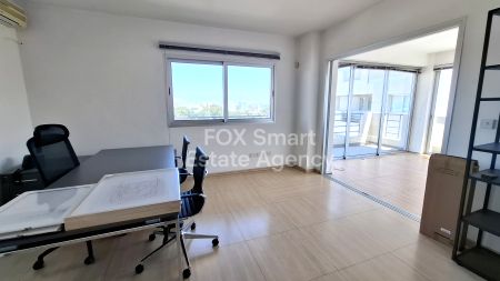 Γραφείο προς ενοικίαση